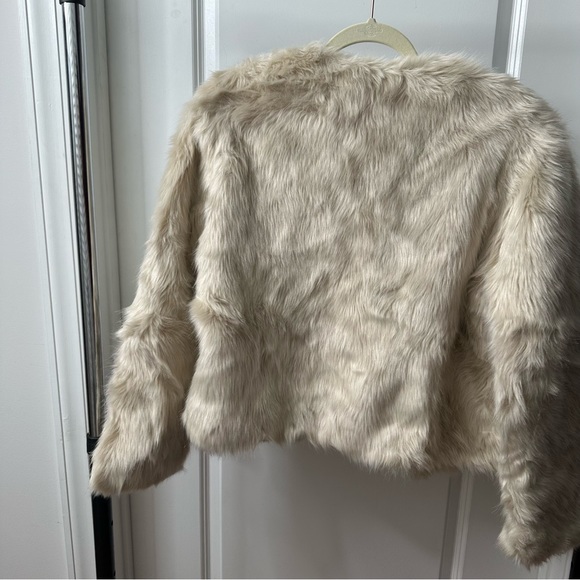 Faux Fur Coat - Picture 4 of 4